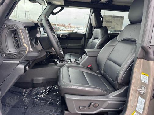 Marsh Gray 2026 Ford Bronco Badlands