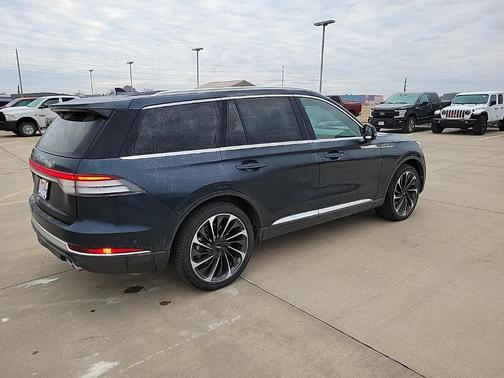 2023 Lincoln Aviator Reserve