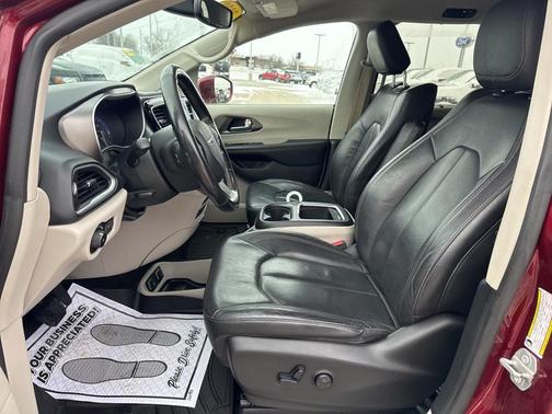 2020 Chrysler Pacifica Touring-L Plus