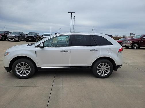 2012 Lincoln MKX Base