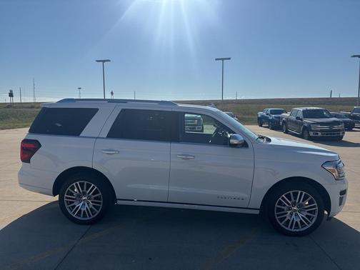 2023 Ford Expedition Platinum