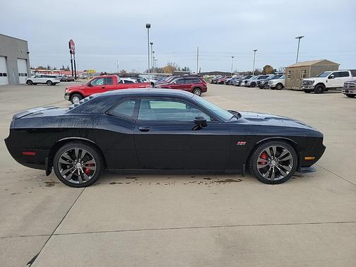 2014 Dodge Challenger SRT8