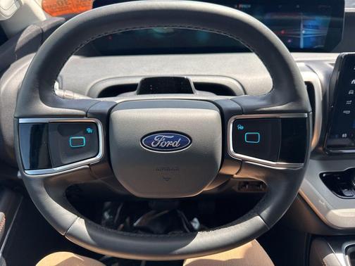 Dark Matter Gray Metallic 2025 Ford Expedition Max Active 4x4
