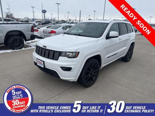 2022 Jeep Grand Cherokee Laredo