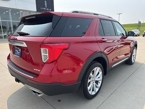 2024 Ford Explorer PLATINUM