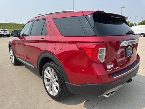 2024 Ford Explorer PLATINUM