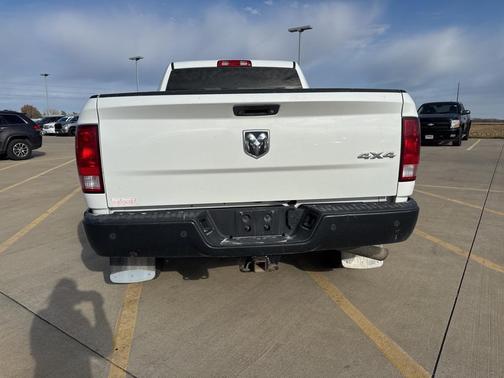 2018 RAM 2500 Tradesman Crew Cab 4x4 6'4' Box