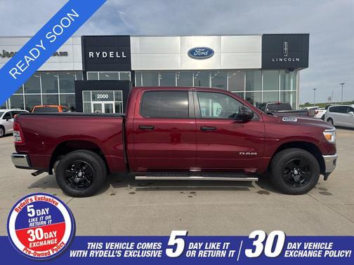 Delmonico Red Pearlcoat 2024 RAM 1500 Big Horn/Lone Star