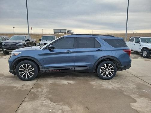2020 Ford Explorer ST
