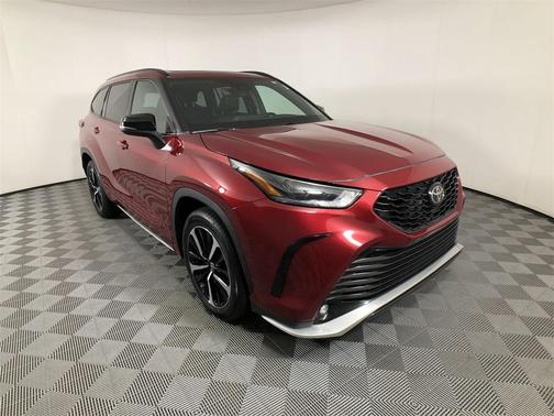 2022 Toyota Highlander XSE