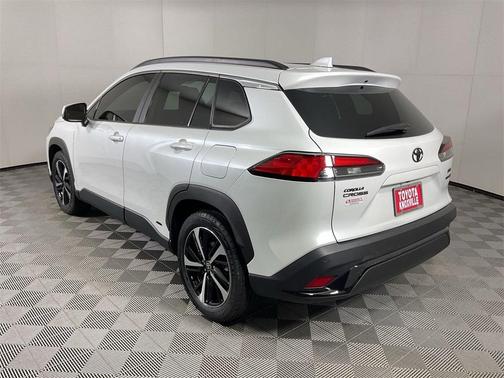 2023 Toyota Corolla Cross Hybrid XSE