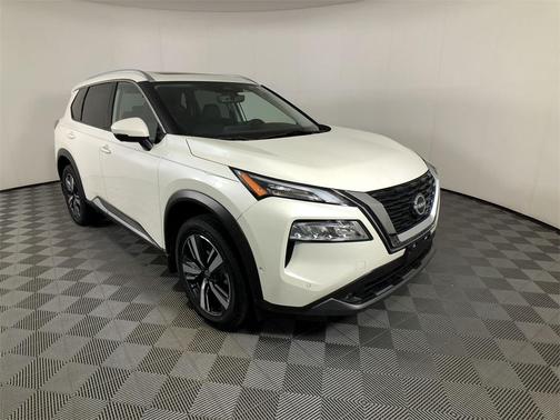 2022 Nissan Rogue SL