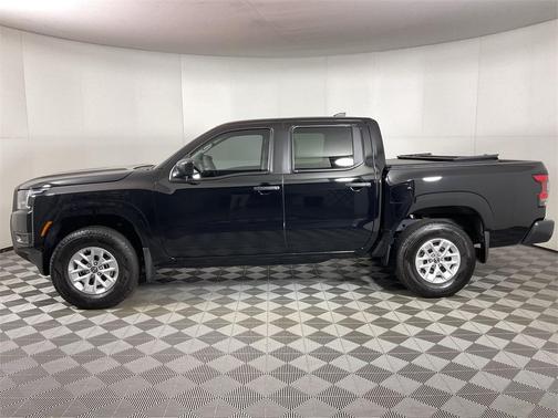 2025 Nissan Frontier S