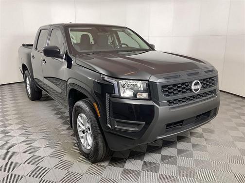 2025 Nissan Frontier S