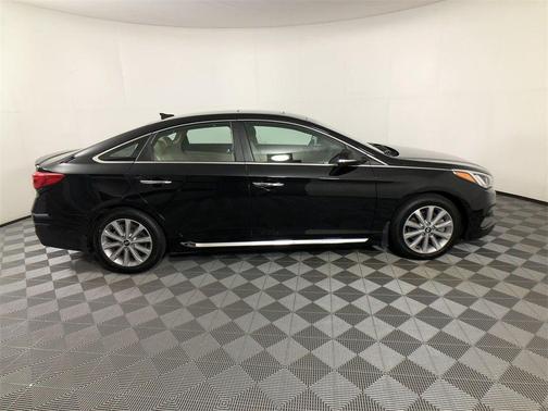 2017 Hyundai SONATA Limited