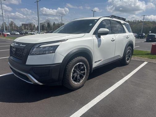 2025 Nissan Pathfinder Rock Creek