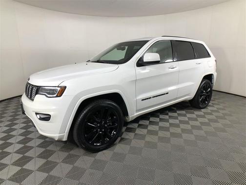 2022 Jeep Grand Cherokee WK Laredo
