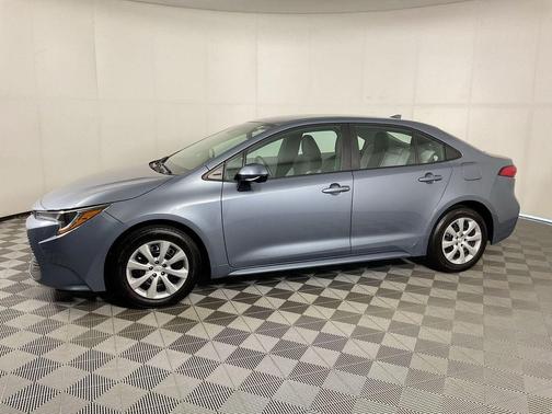 CELESTITE 2022 Toyota Corolla LE