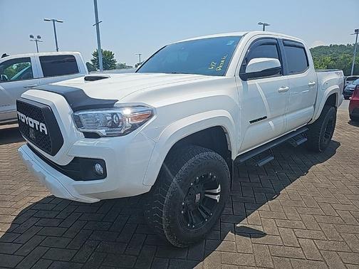 2019 Toyota Tacoma TRD Sport