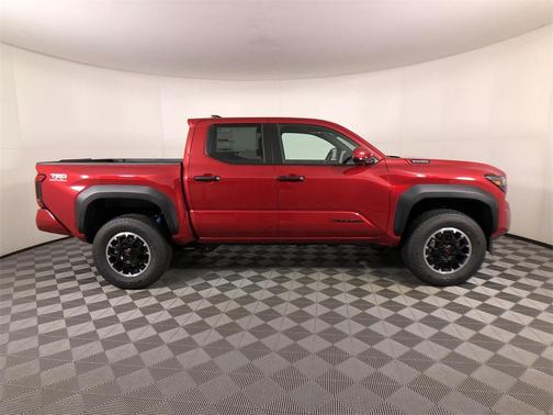 2025 Toyota Tacoma Hybrid TRD Off Road