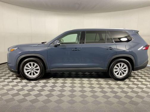 Storm 2025 Toyota Grand Highlander XLE