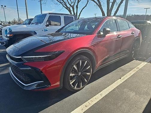 2024 Toyota Crown Platinum