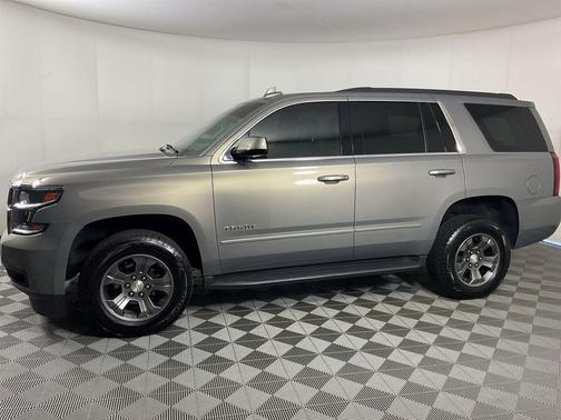 Pepperdust Metallic 2018 Chevrolet Tahoe LS