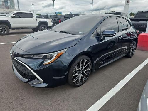 Galactic Aqua 2022 Toyota Corolla Hatchback XSE