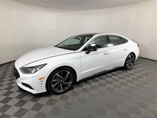 2023 Hyundai SONATA SEL Plus