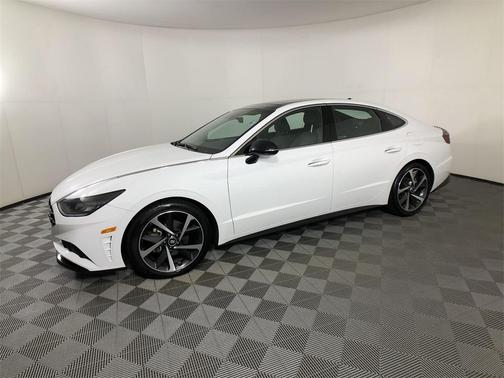 2023 Hyundai SONATA SEL Plus