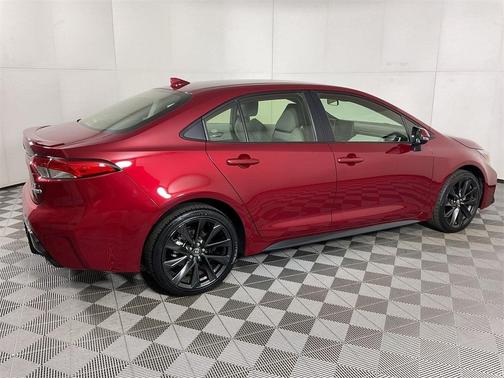 2024 Toyota Corolla Hybrid SE