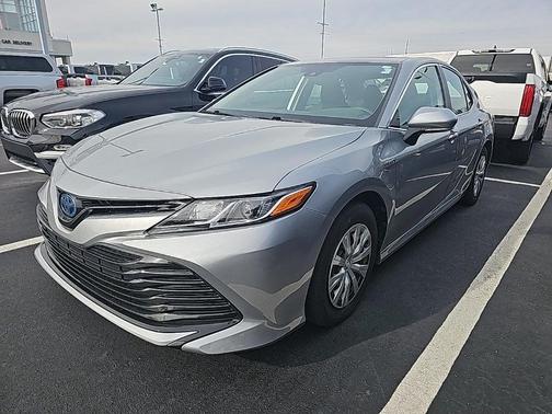 2020 Toyota Camry Hybrid LE
