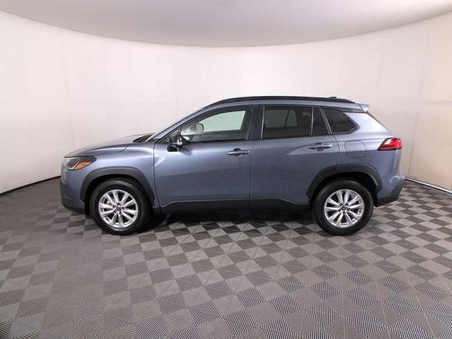 CELESTITE 2025 Toyota Corolla Cross LE