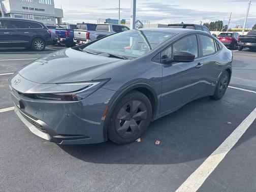 2024 Toyota Prius LE