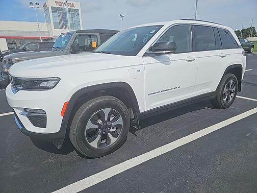 2022 Jeep Grand Cherokee 4xe Base