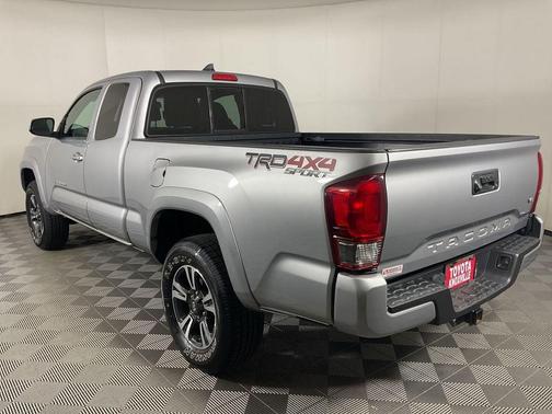 2017 Toyota Tacoma TRD Sport