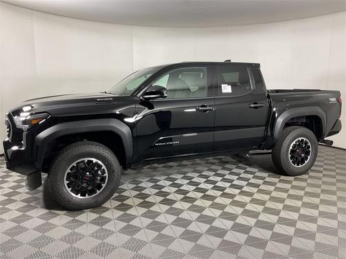 2025 Toyota Tacoma Hybrid TRD Off Road