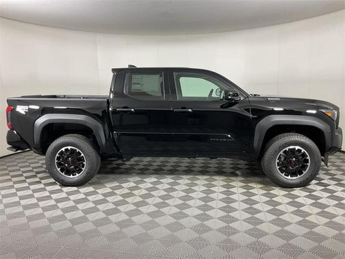 2025 Toyota Tacoma Hybrid TRD Off Road