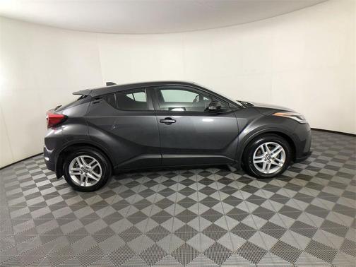 2021 Toyota C-HR LE