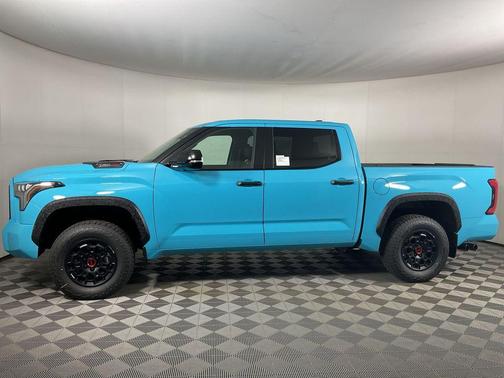 Wave 2026 Toyota Tundra Hybrid TRD Pro