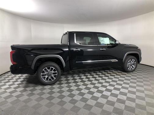 2025 Toyota Tundra Hybrid 1794 Edition