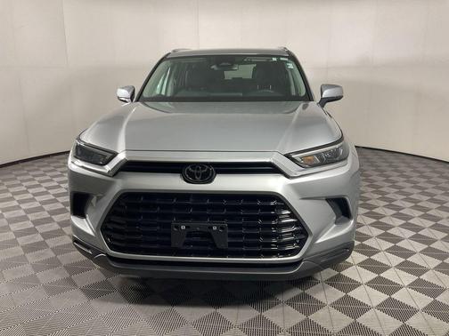 Silver 2025 Toyota Grand Highlander XLE