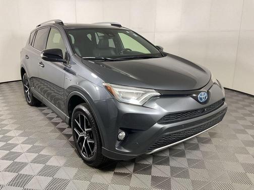 2017 Toyota RAV4 Hybrid SE