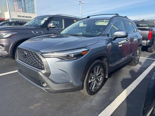 2023 Toyota Corolla Cross XLE