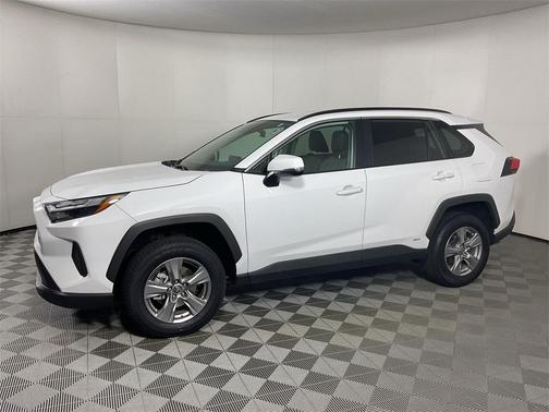 2025 Toyota RAV4 Hybrid XLE