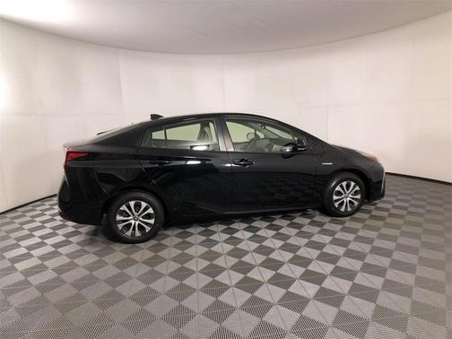 2019 Toyota Prius XLE