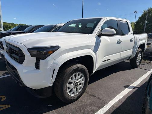 Ice 2026 Toyota Tacoma SR5