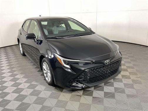 2025 Toyota Corolla Hatchback SE