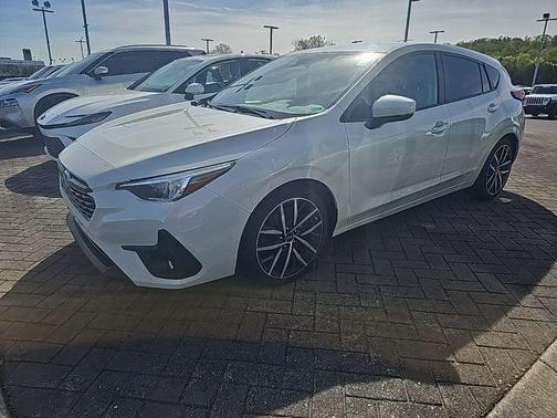 Crystal White Pearl 2024 Subaru Impreza Sport