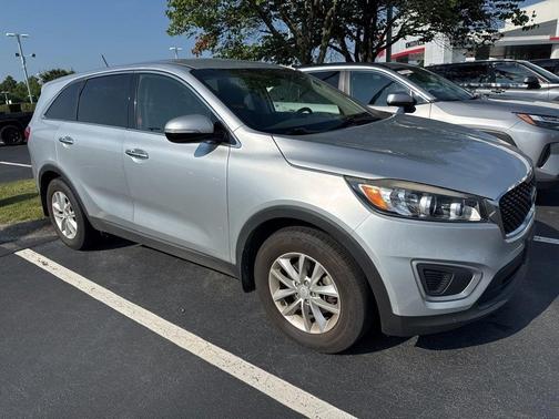 2018 Kia Sorento L